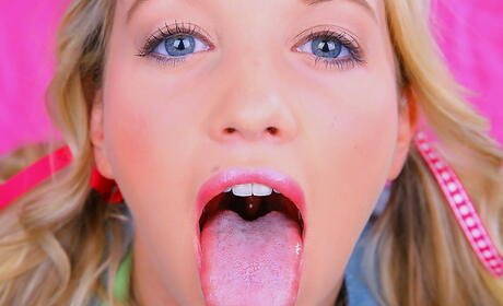 Sylphlike blonde youthful Mina exhibiting her ass 